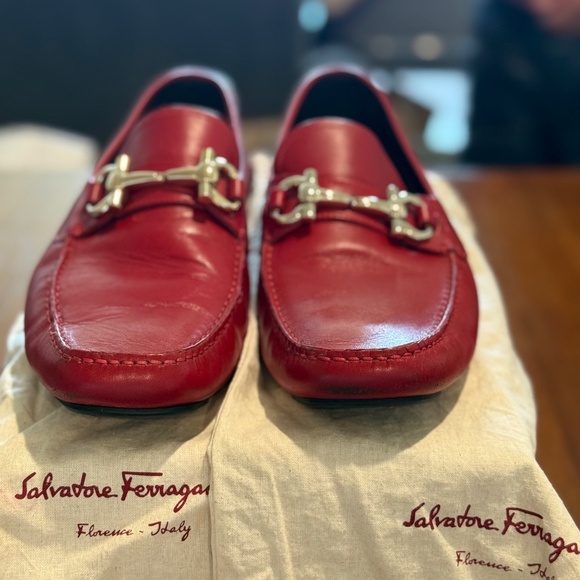 Ferragamo - Men Driver with Gancini ornament Red Size 11.5 - Picture 3 of 8